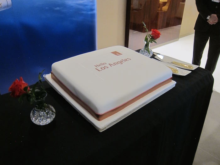Emirates-Lounge-LAX-Airport-51