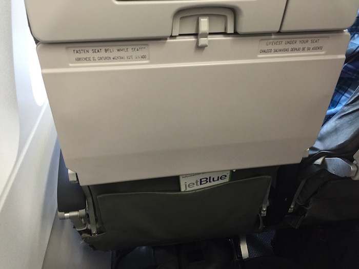 JetBlue-A320-Economy - 5