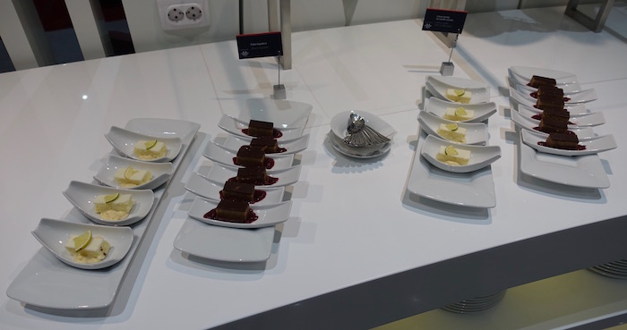 air-serbia-lounge-belgrade-34